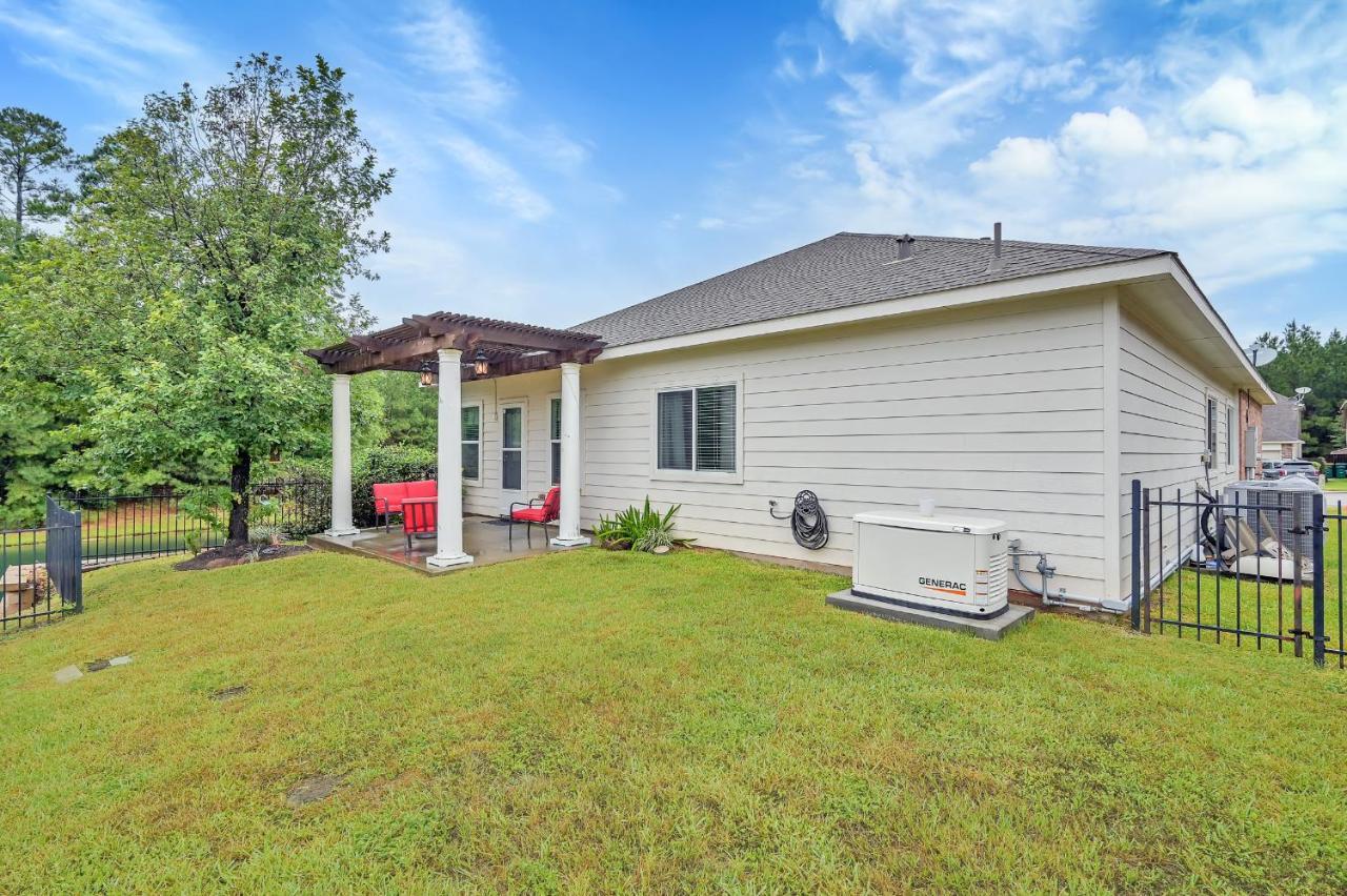 Peace, Serenity And Relaxation On The Lake Conroe Exterior photo